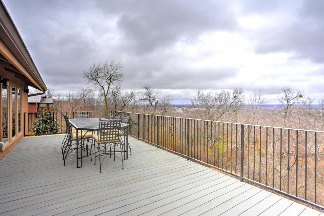 Beautiful Central Fayetteville Townhome With Views! Exterior foto